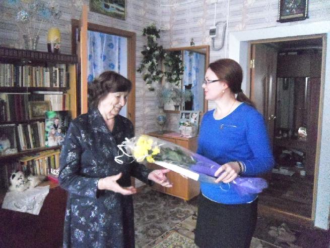 80-летний юбилей обслуживаемой отделения социального обслуживания на дому Штыковой Зои Васильевны