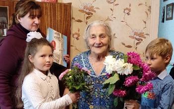 Поздравление с Днем учителя ветеранов педагогического труда 