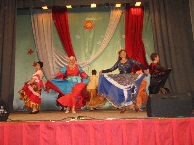 Участие в отчетном концерте проекта по социальным танцам «Луч надежды» 