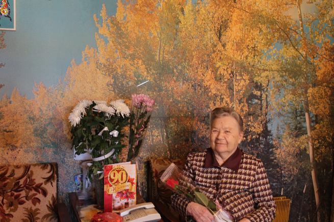 90-летний юбилей отметила Большакова Зинаида Ивановна – труженица тыла, ветеран труда
