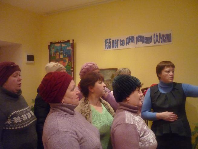 Посещение выставки в общественном музее села Писцова.