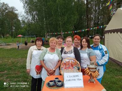 Социальные работники приняли участие в праздновании Дня села Октябрьский 