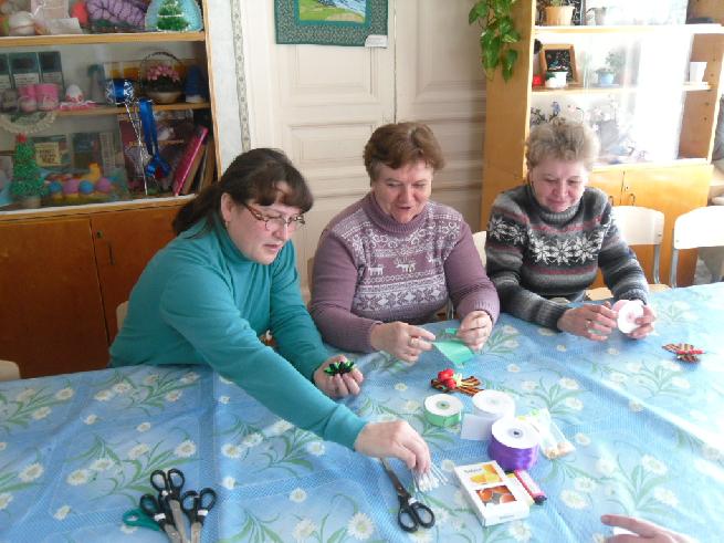 Занятие мини-клуба «Петелька».