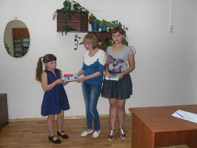 Акция "Поможем собрать детей в школу"