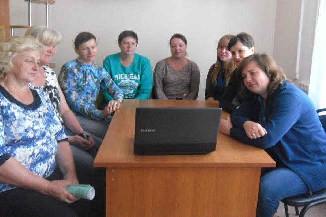 Работа «Школы психологической грамотности» для социальных работников.