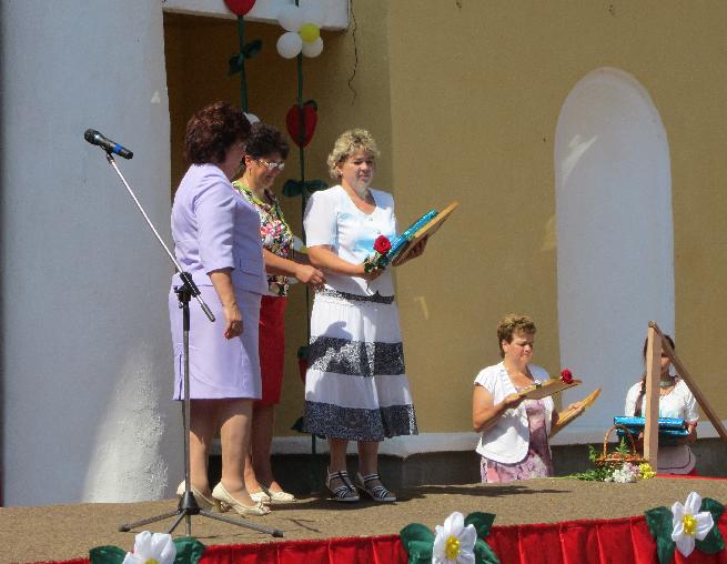 Участие в проведении фестиваля "Подозерская клубника"